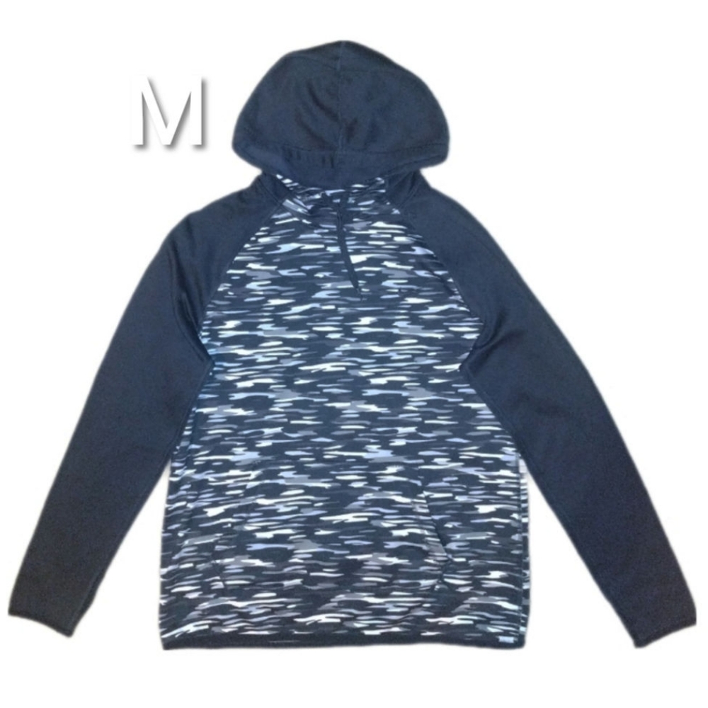 Nike Therma Fit hoodie.  Size M